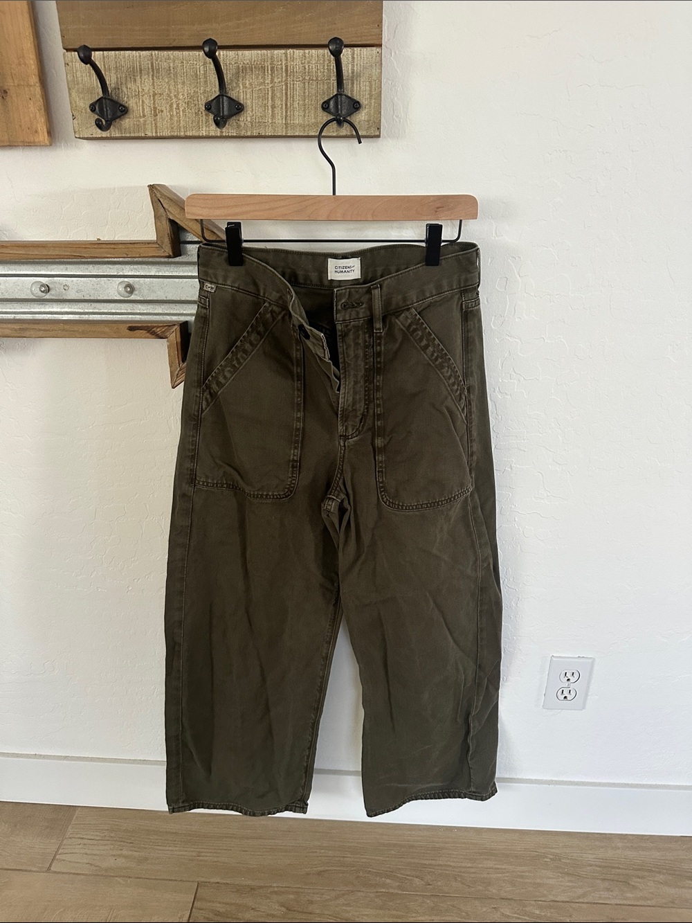 Citizens cropped ankle Olive Green Utility Pants - Casual Workwear